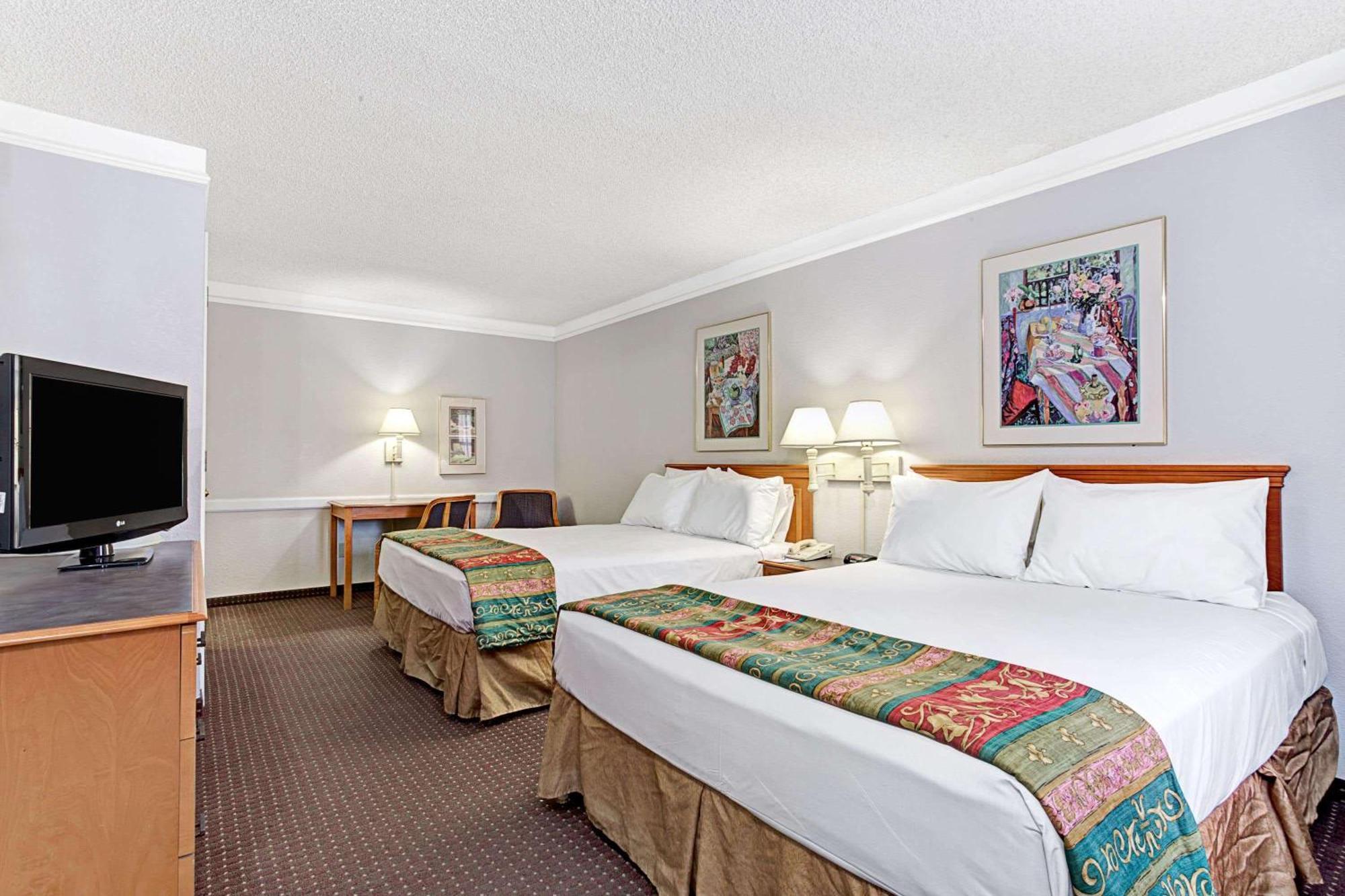Days Inn By Wyndham Tucson City Center Exteriör bild